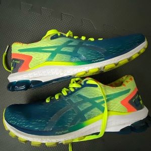 Men’s Asics GT-1000 9, size 11.